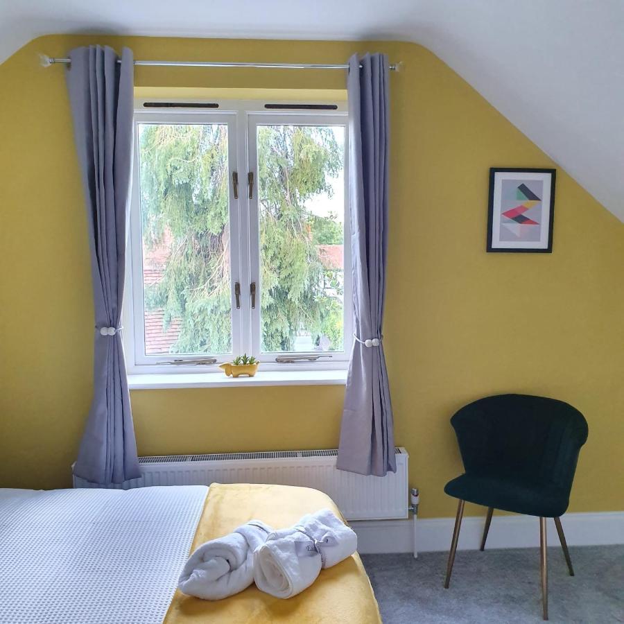 Spacious Beautiful And Warm Cottage With Parking Челмсфорд Екстер'єр фото
